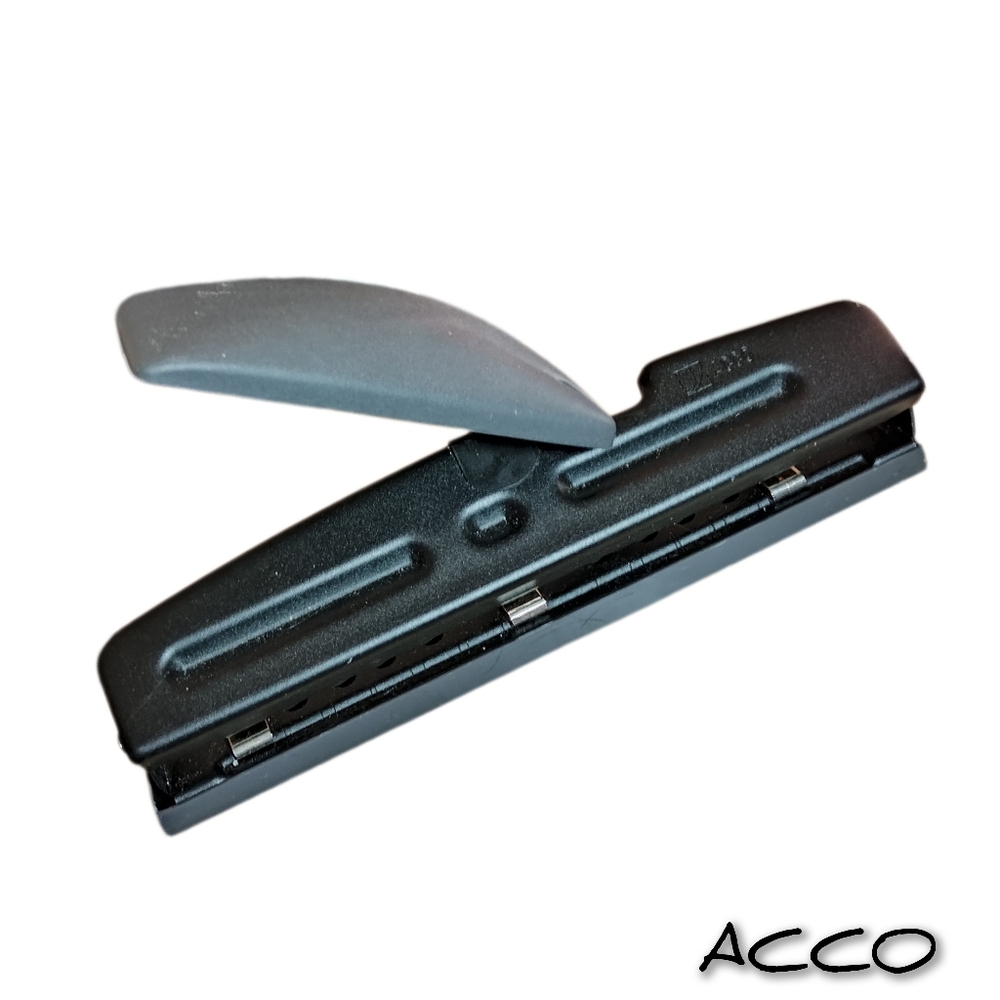 ACCO Heavy Duty Puncher. Adjustable to 2 or 3 Holes. Comfortable & Easy to Use